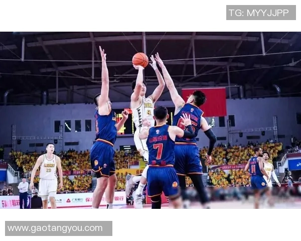 广厦男篮对阵山西男篮精彩直播全程回顾与赛后分析